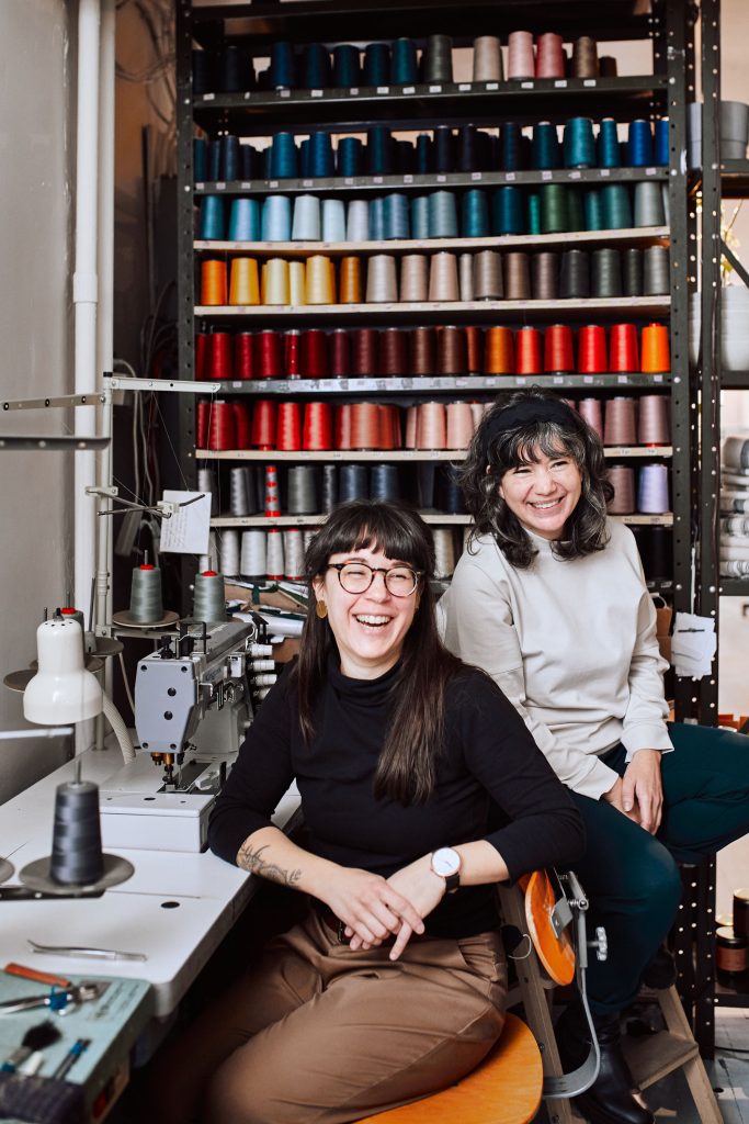 Photo d'Anne-Marie Laflamme et Catherine Métivier, cofondatrices d'atelier b