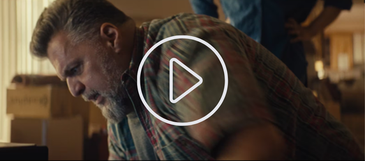 Visuel menant vers la bande-annonce du court métrage Un après-midi à se fesser dessus